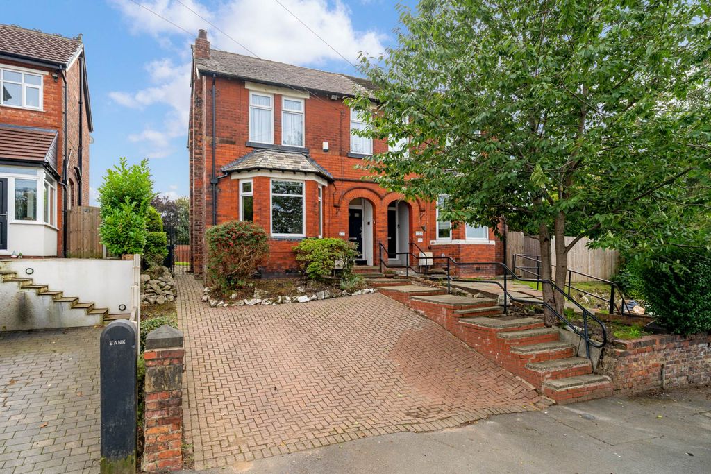 Property photo 1 of 25