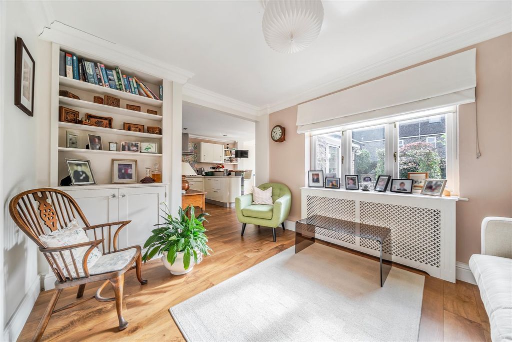 Property photo 3 of 21 1442011-7-69dcc4A53dc78.Jpg