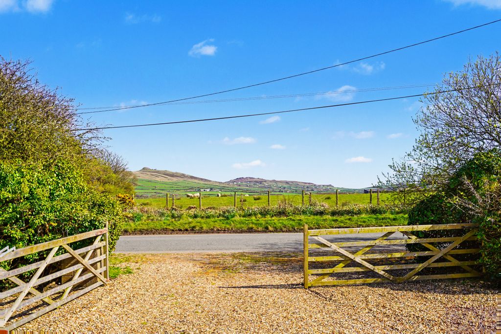 Property photo 3 of 25 Countryside Views
