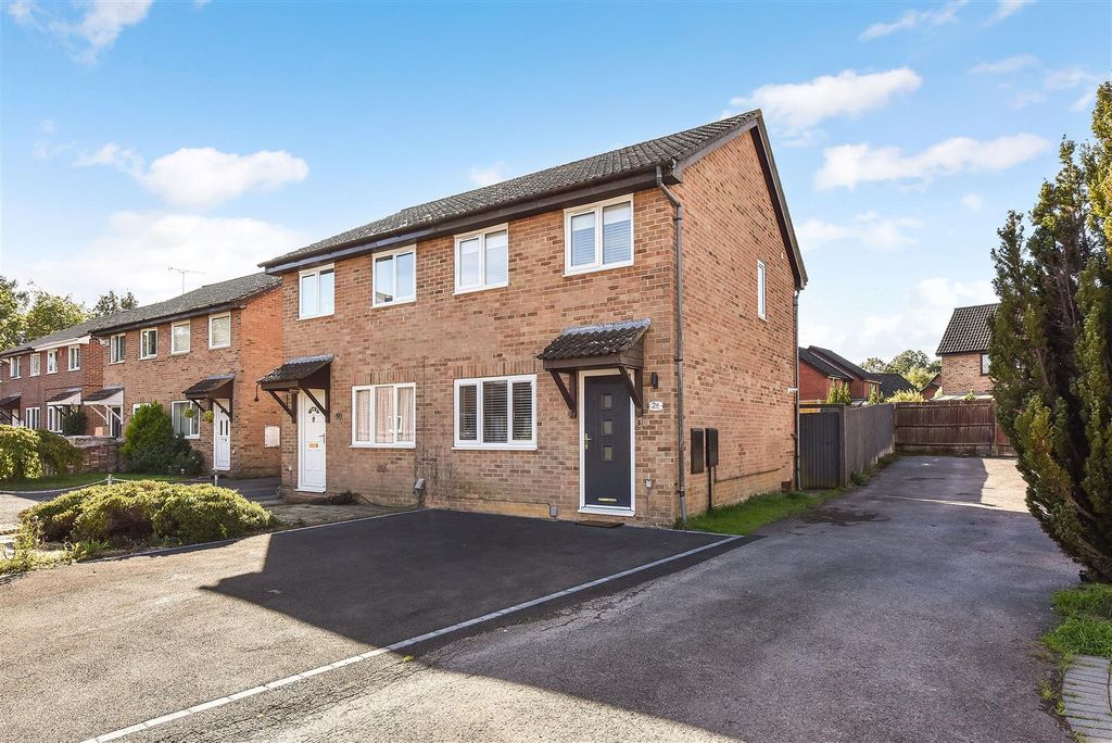 Property photo 1 of 19 Ph1_6248913.Jpg