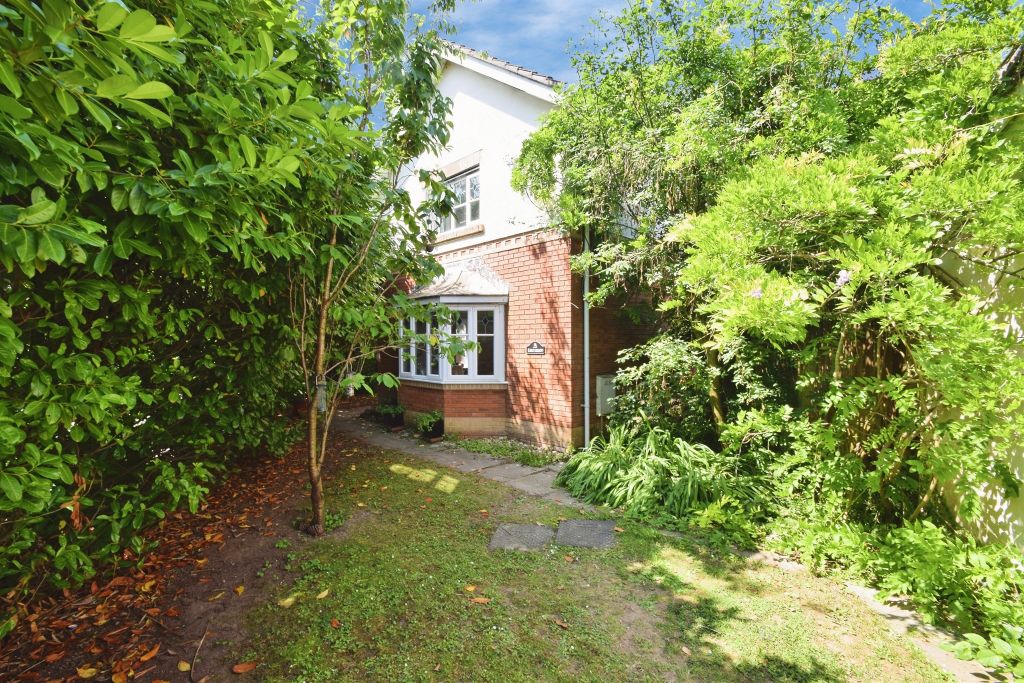 Property photo 2 of 30