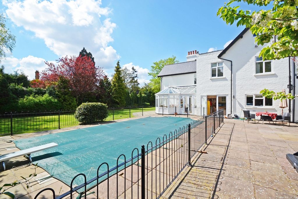 Property photo 2 of 15 14. Swimming Pool