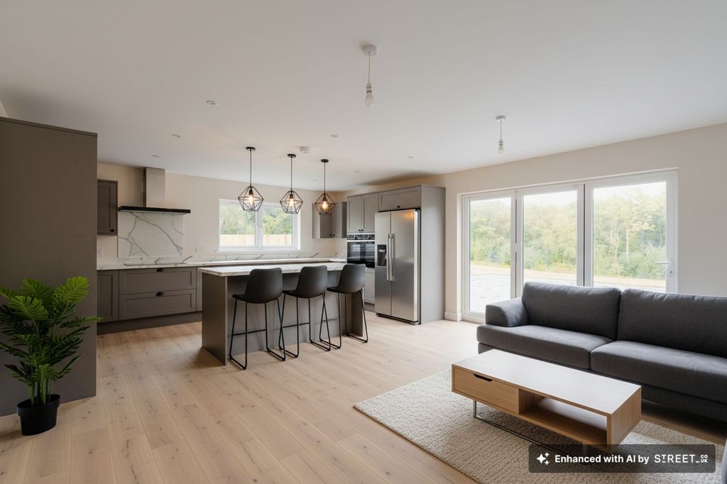 Property photo 2 of 33