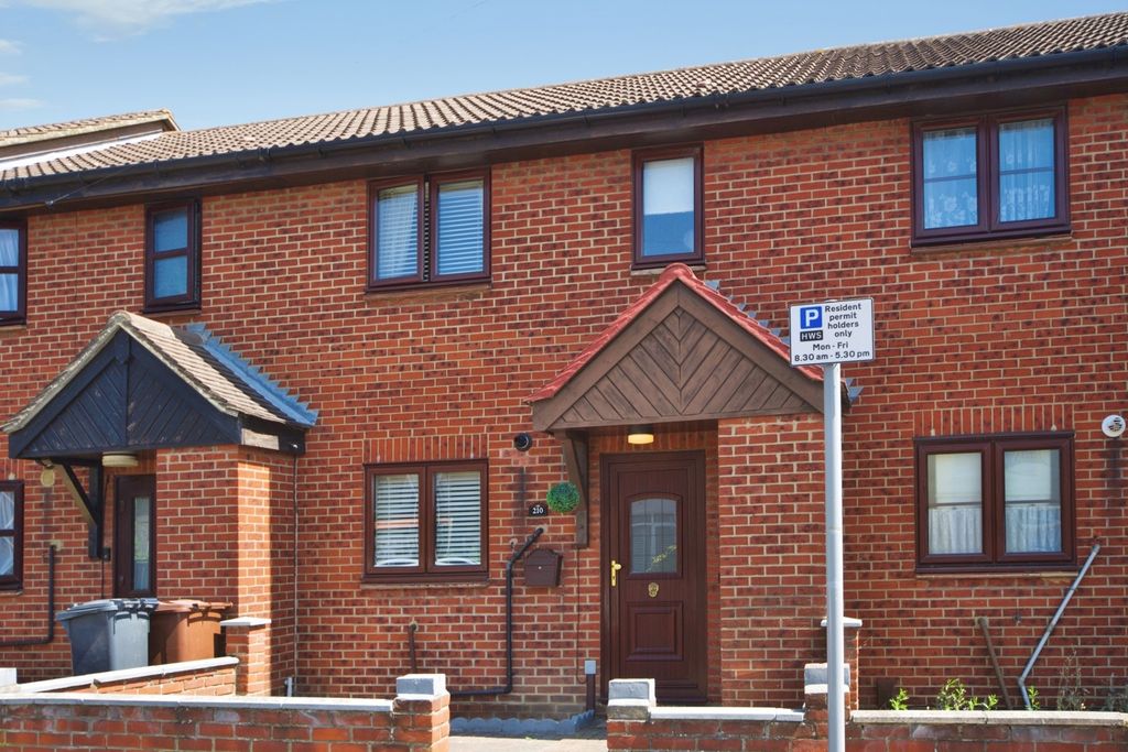 Property photo 1 of 16 Pbox-Img.Jpg