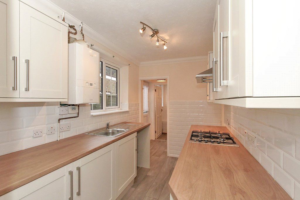 Property photo 2 of 16 Picture No. 12