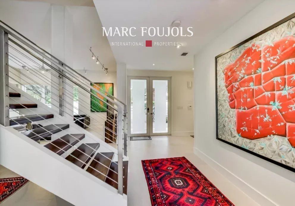 Property photo 1 of 18 Miami House, 314 m²