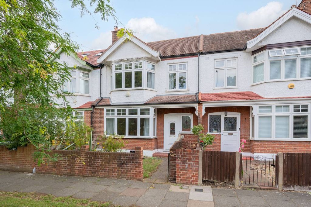 Property photo 2 of 13