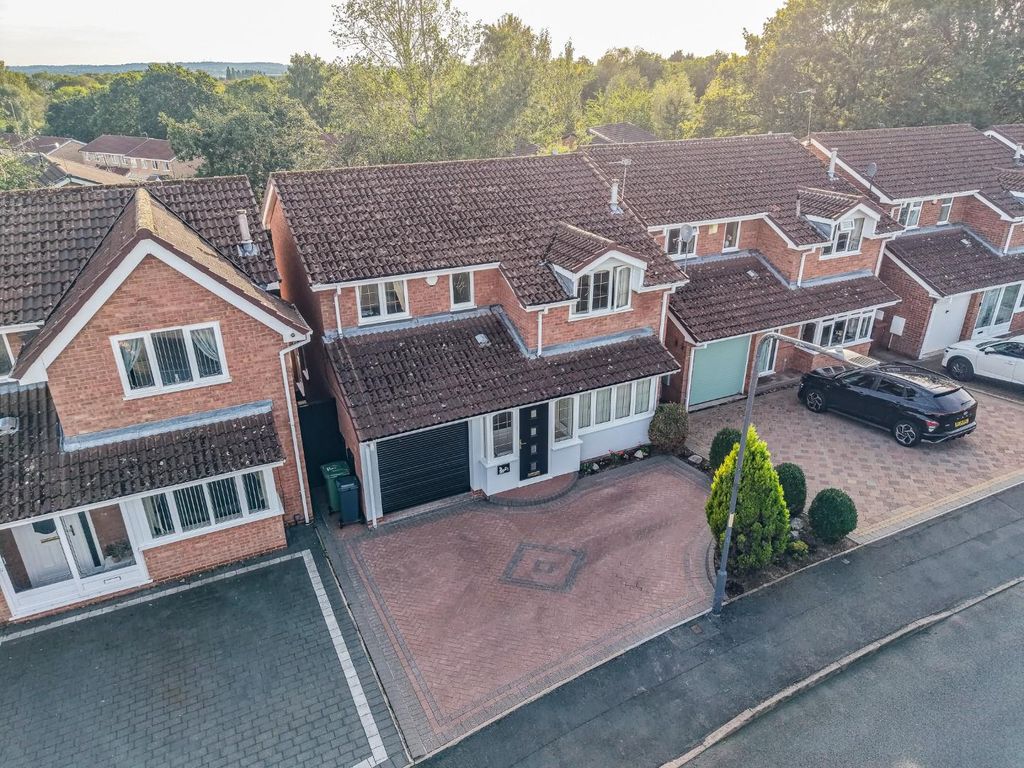Property photo 1 of 40 Dji_Fly_20260924_170226_0457_1790337617816_Photo.J