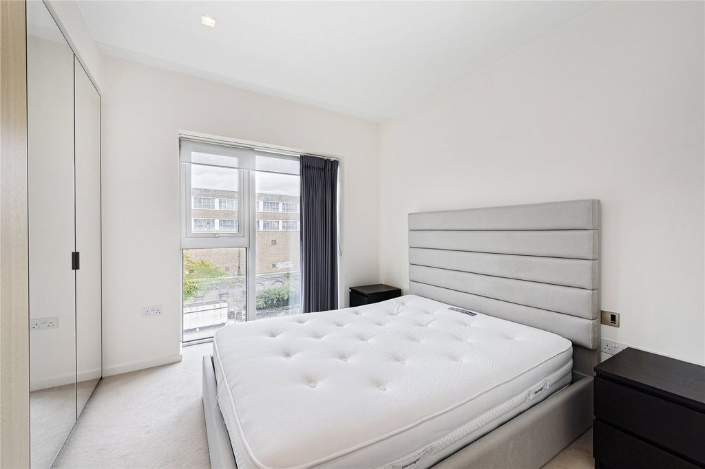 Property photo 3 of 15 Picture No. 16