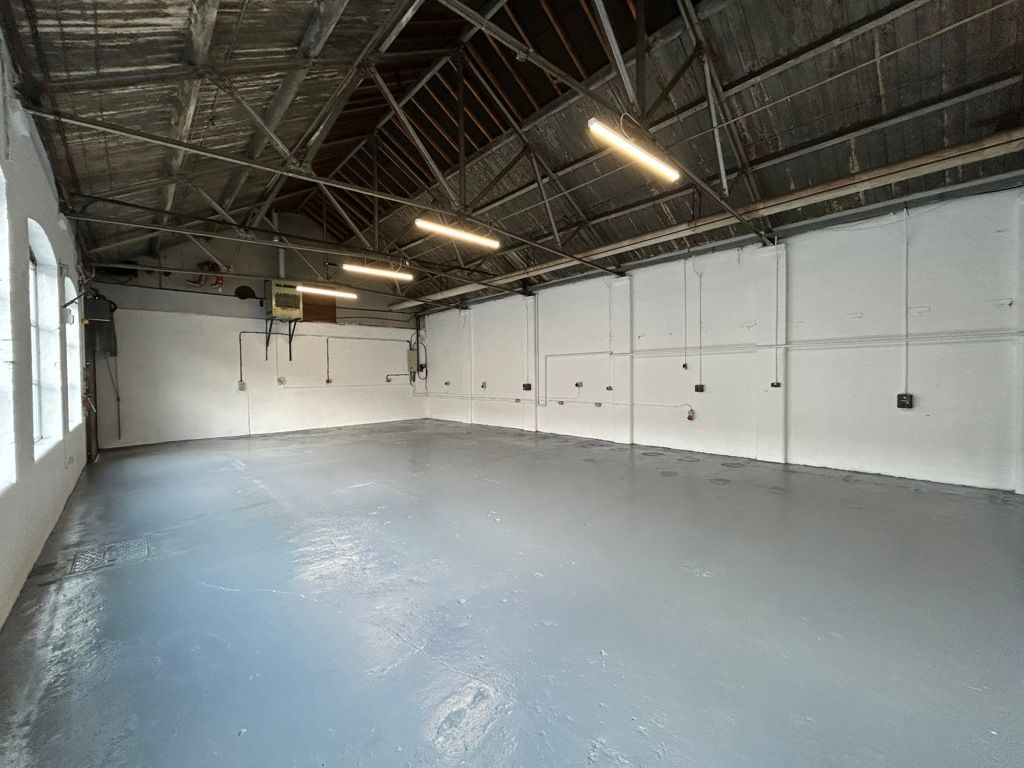 Property photo 1 of 3 Photo 1