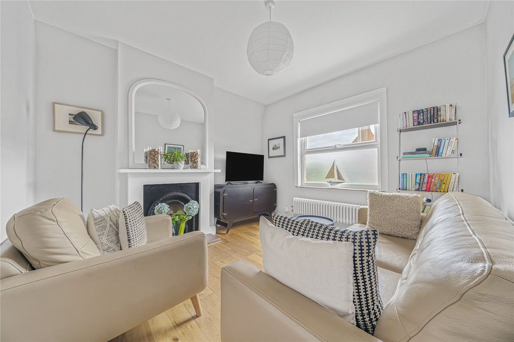 Property photo 2 of 20 Picture No. 07