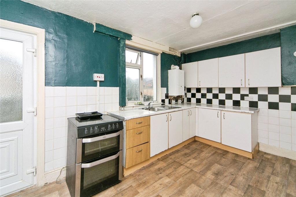 Property photo 3 of 15 Picture No. 19