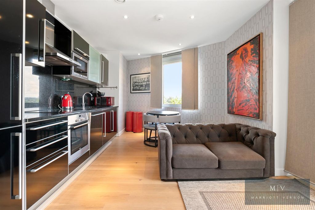 Property photo 2 of 10 Flat 32 Altitude Apartments MV-3.Jpg