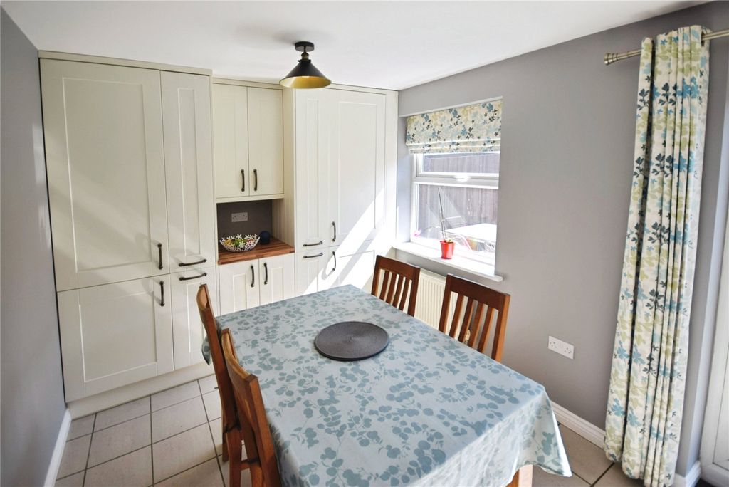 Property photo 3 of 19 Dining Room