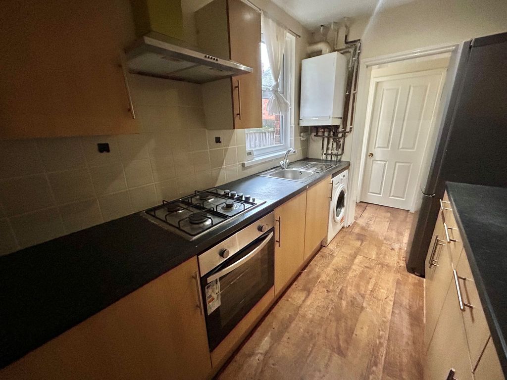 Property photo 3 of 8 Image