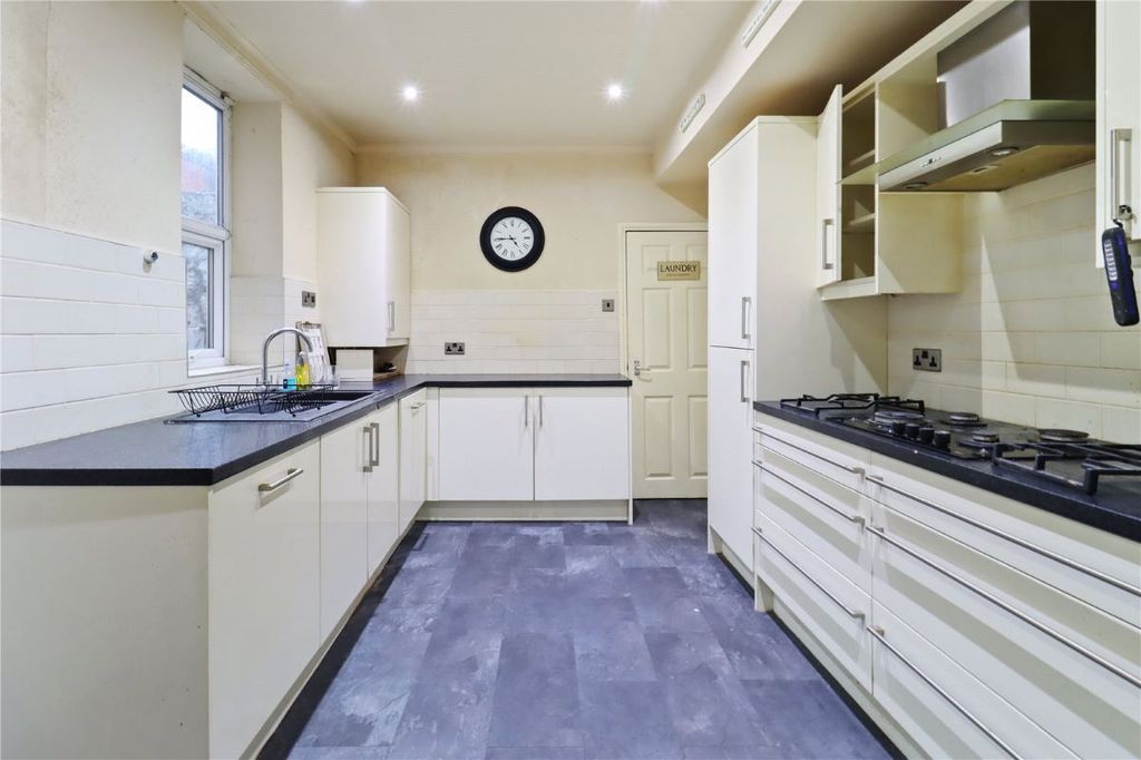 Property photo 3 of 9 Image 3