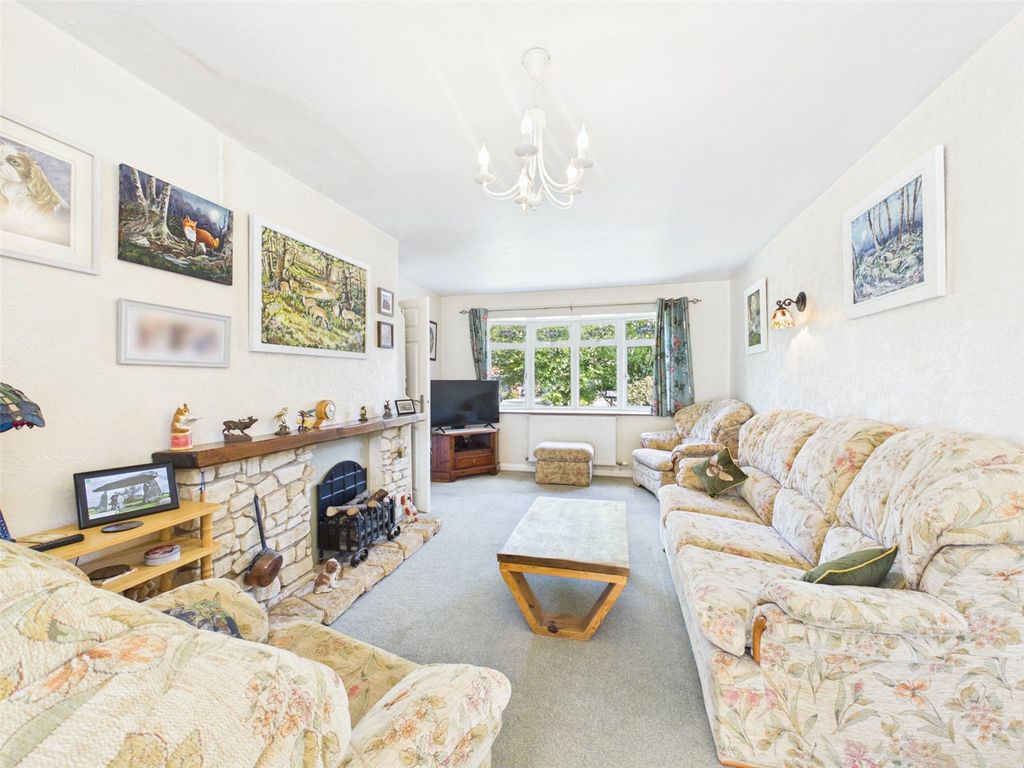 Property photo 3 of 17 Picture No. 30