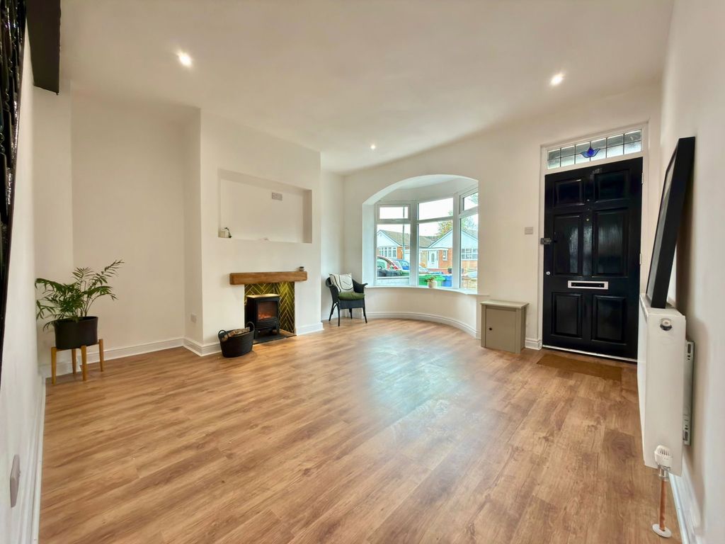 Property photo 3 of 23