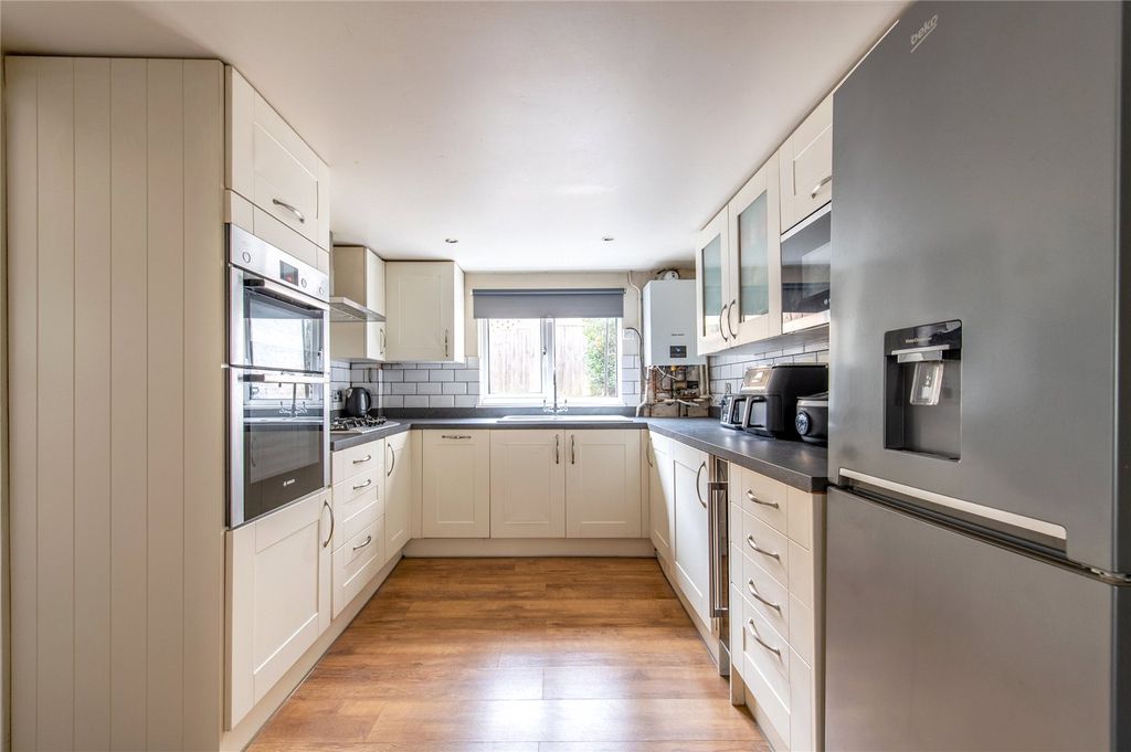 Property photo 3 of 24 Picture No. 15