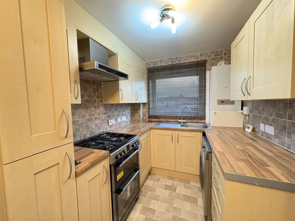 Property photo 3 of 6 Img_2622.Jpeg