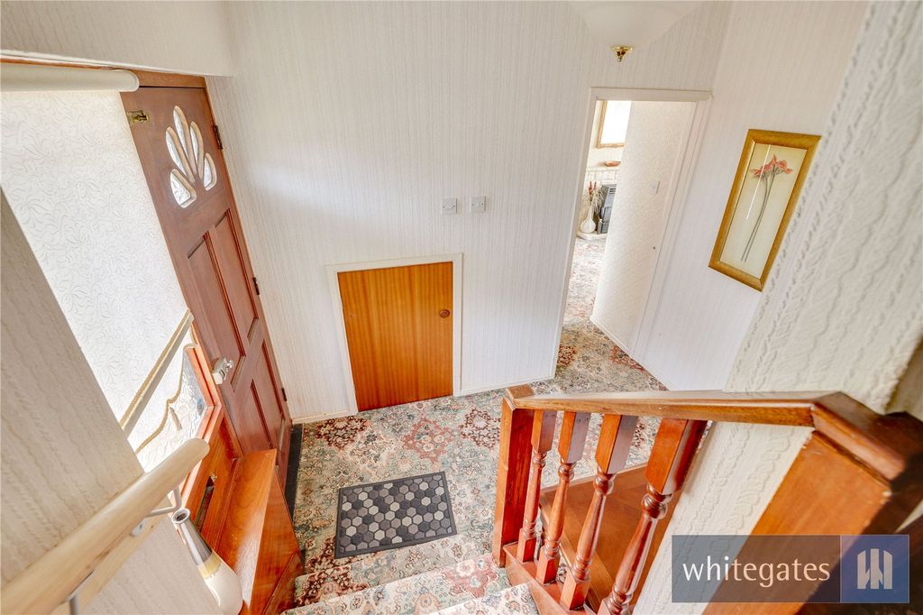 Property photo 2 of 37 Picture No. 02
