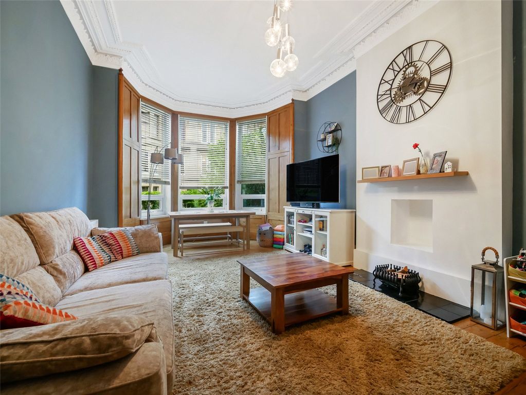 Property photo 3 of 18 3