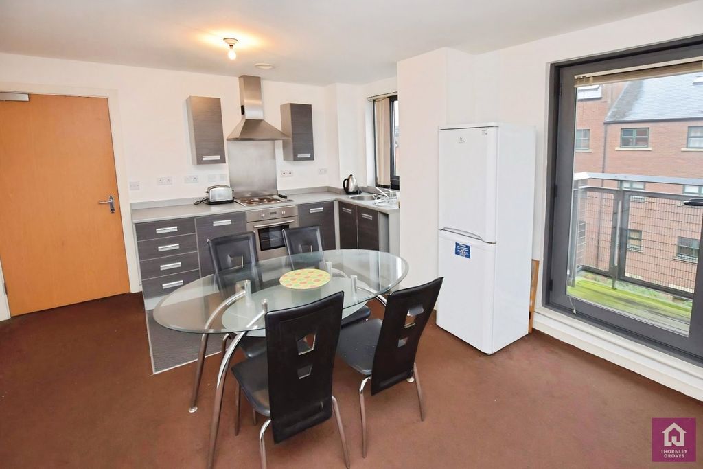 Property photo 2 of 13 Picture No. 19