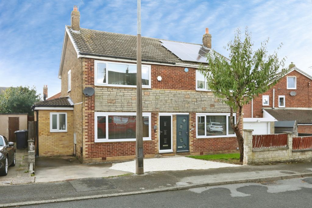 Property photo 1 of 17