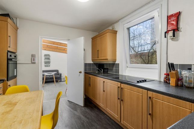 Property photo 2 of 6 Basement Kitchen
