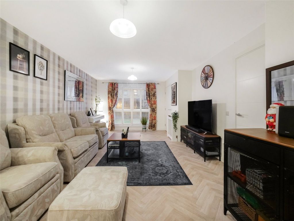 Property photo 2 of 25 Picture No. 05