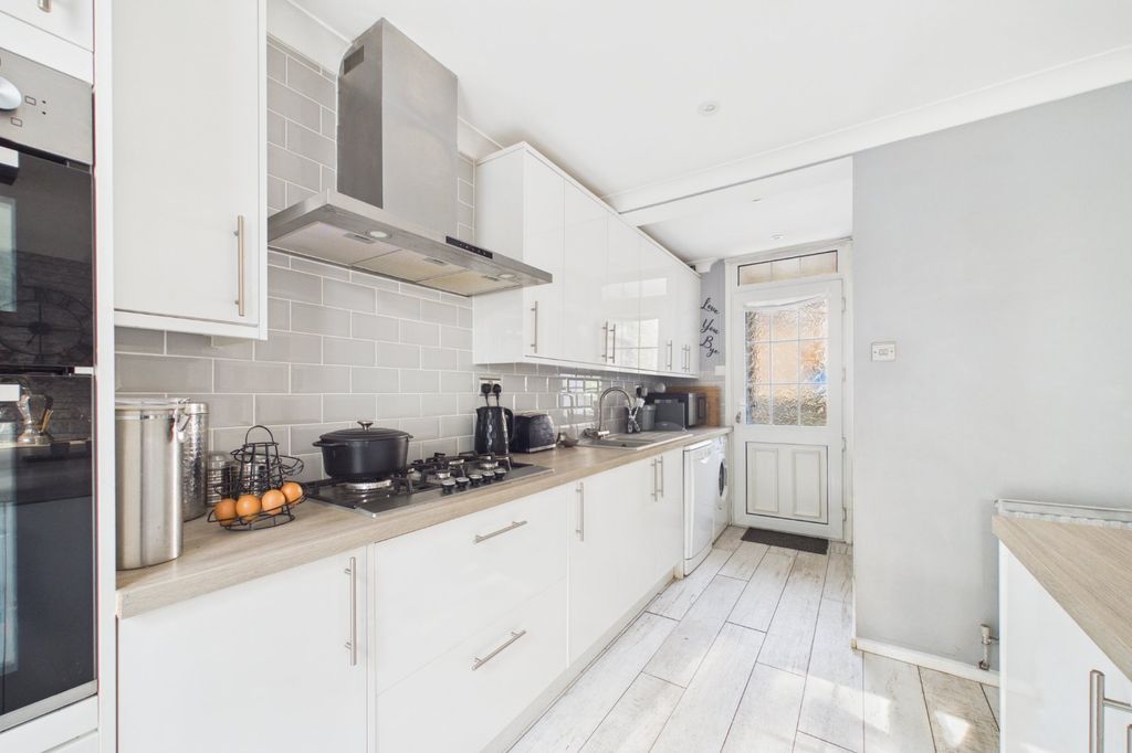 Property photo 3 of 13 Picture No. 05