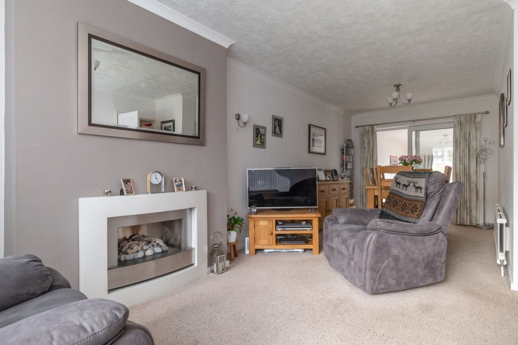 Property photo 2 of 13 Living/Diner