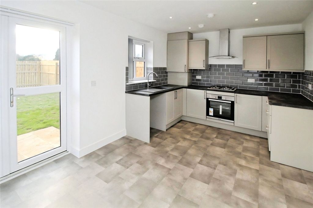 Property photo 3 of 12 Picture No. 09