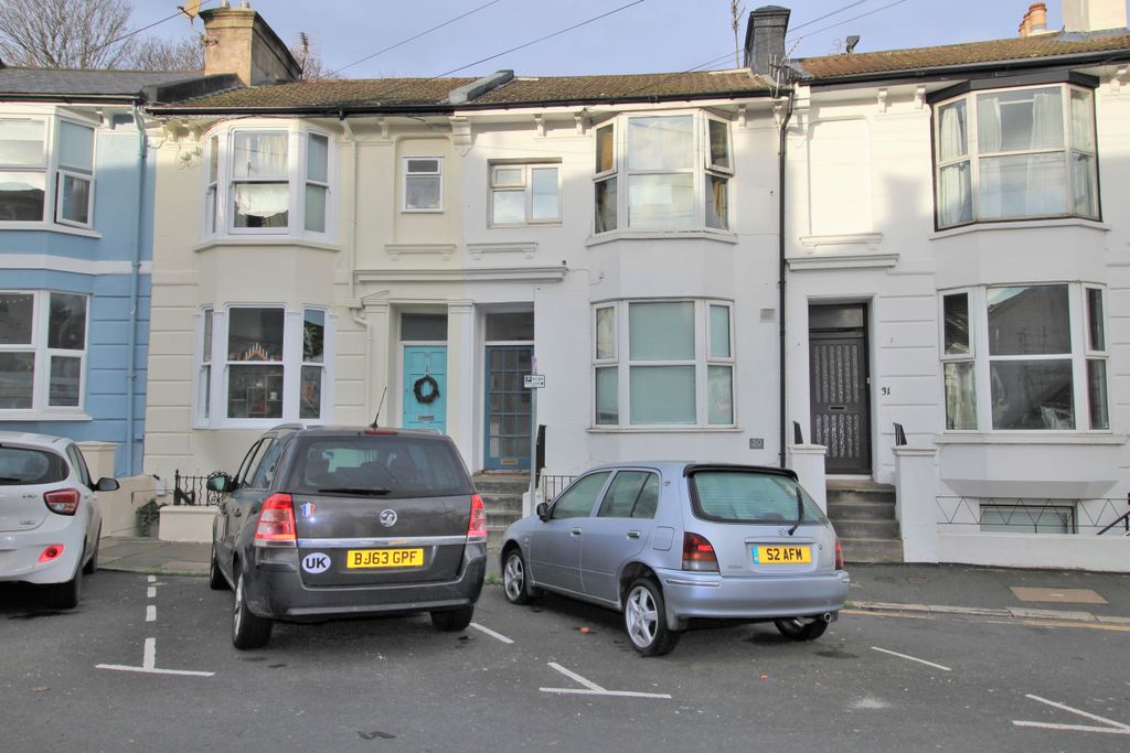 Property photo 2 of 7 38