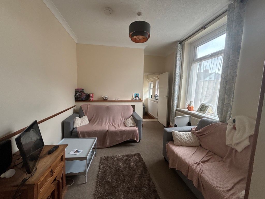 Property photo 1 of 10 Ujytu
