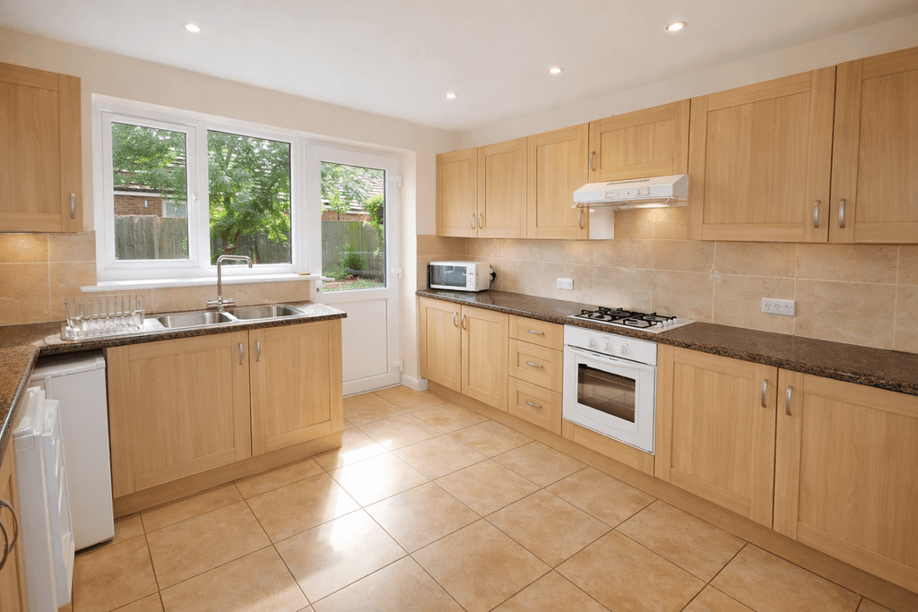 Property photo 2 of 8 Gallery