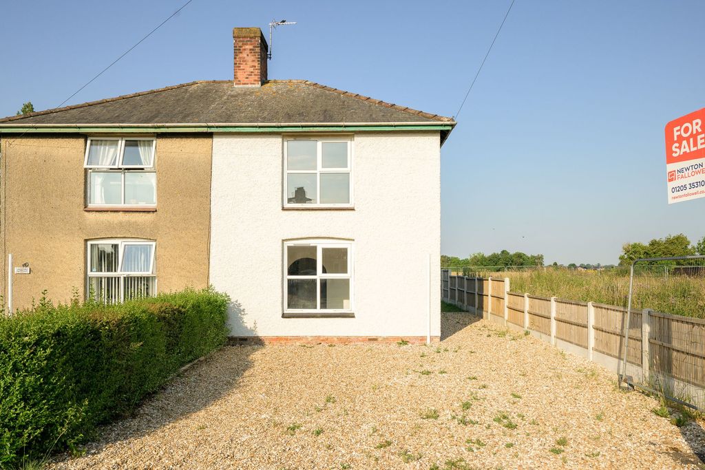 Property photo 1 of 21