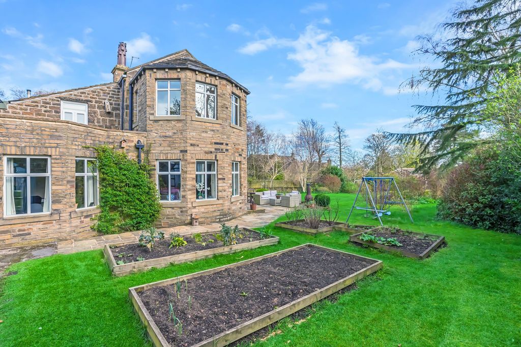 Additional image 37 of 4 bed detached house for saleGlen Road, Bingley BD16