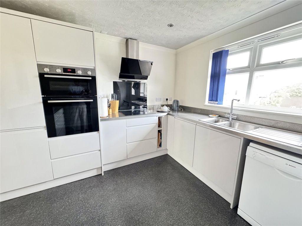 Property photo 3 of 14 Picture No. 08