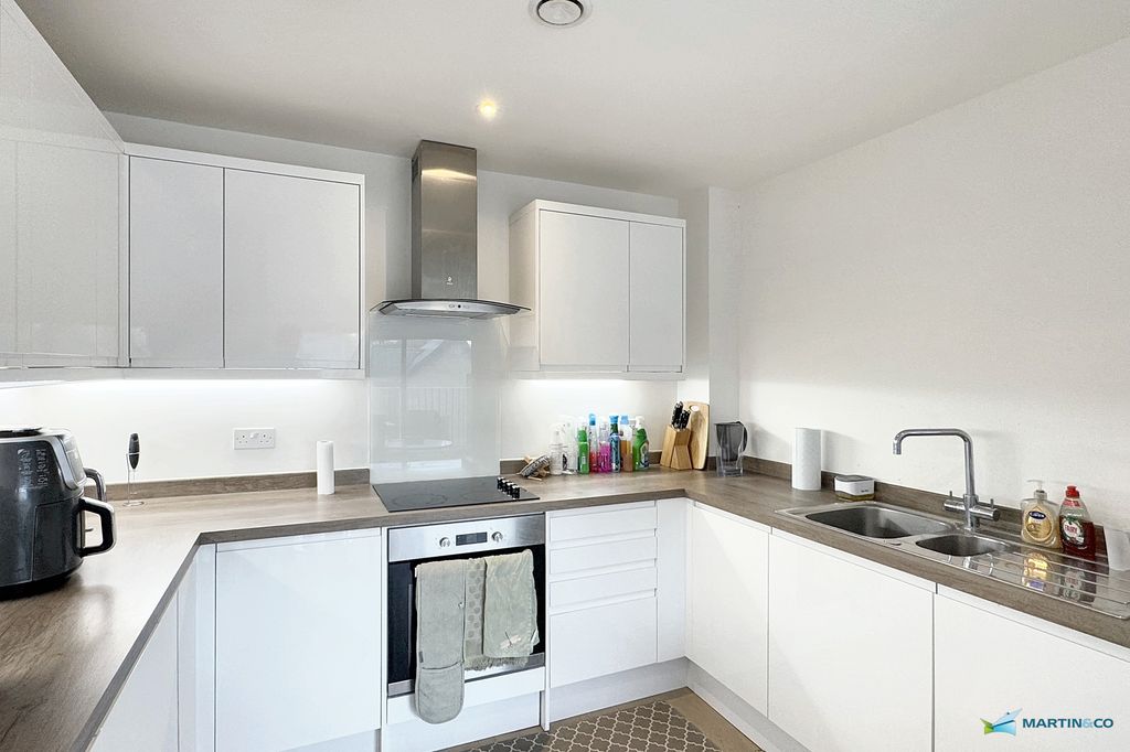 Property photo 3 of 12 Img_2919