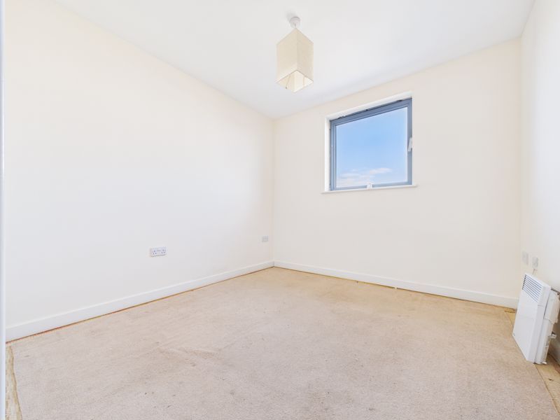 Property photo 2 of 11 Photo 8