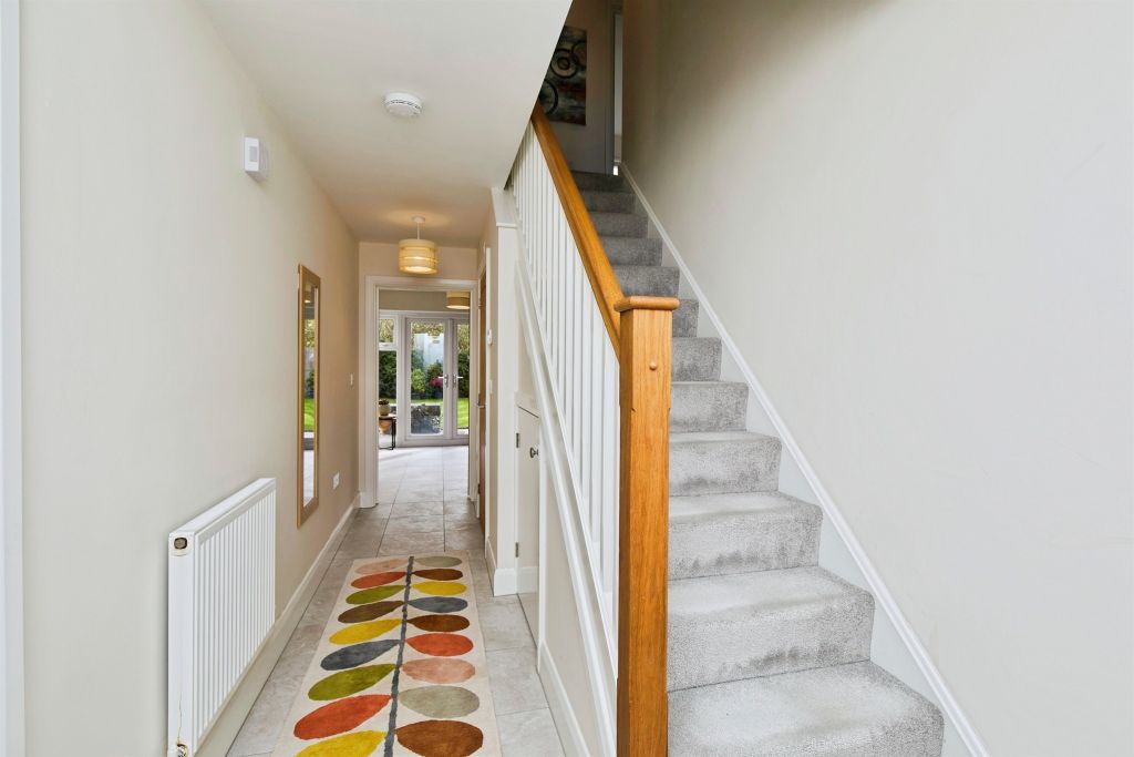 Property photo 2 of 22