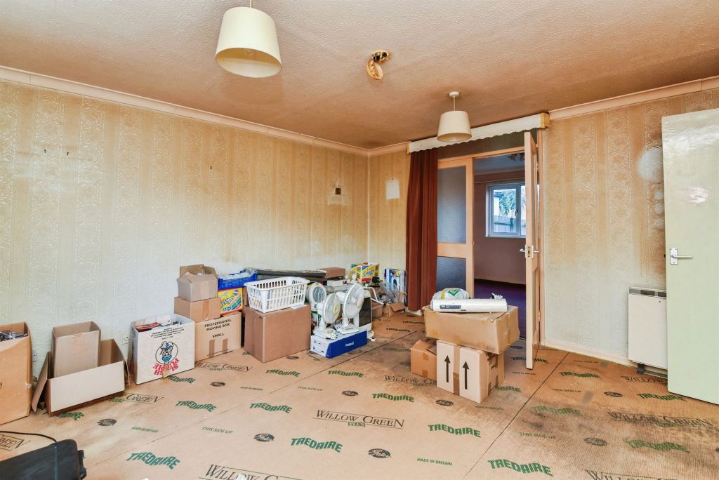 Property photo 2 of 20