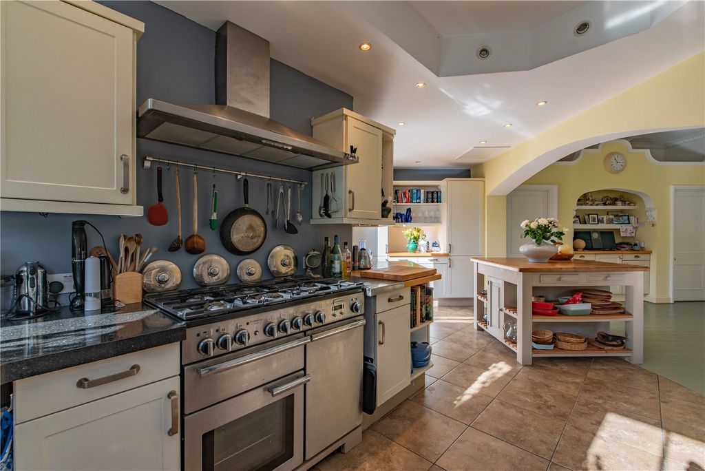 Additional image 9 of 5 bed detached house for saleBonemill Lane, Enborne, Newbury, Berkshire RG20