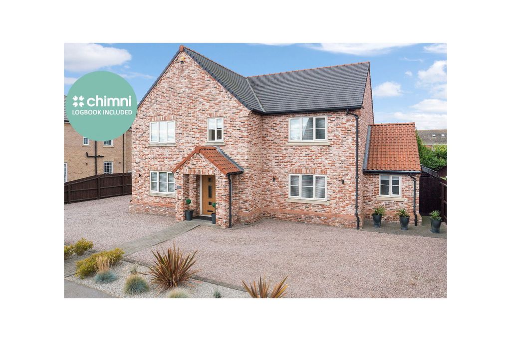 Property photo 1 of 50