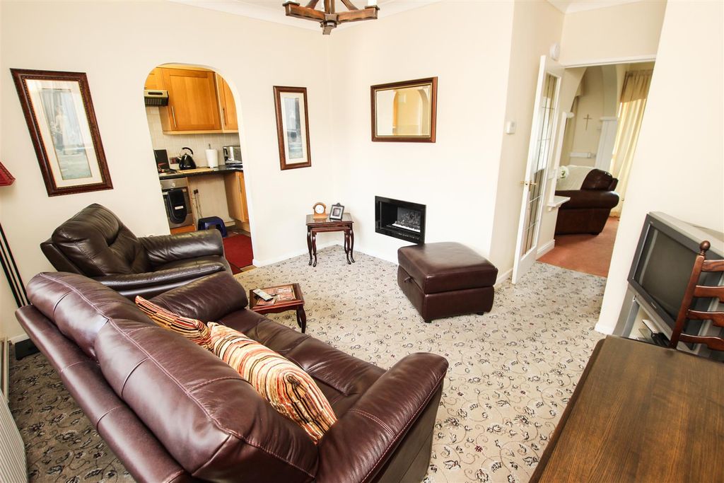 Property photo 3 of 16 Living Room