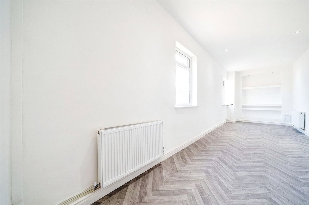 Property photo 3 of 15 Picture No. 03