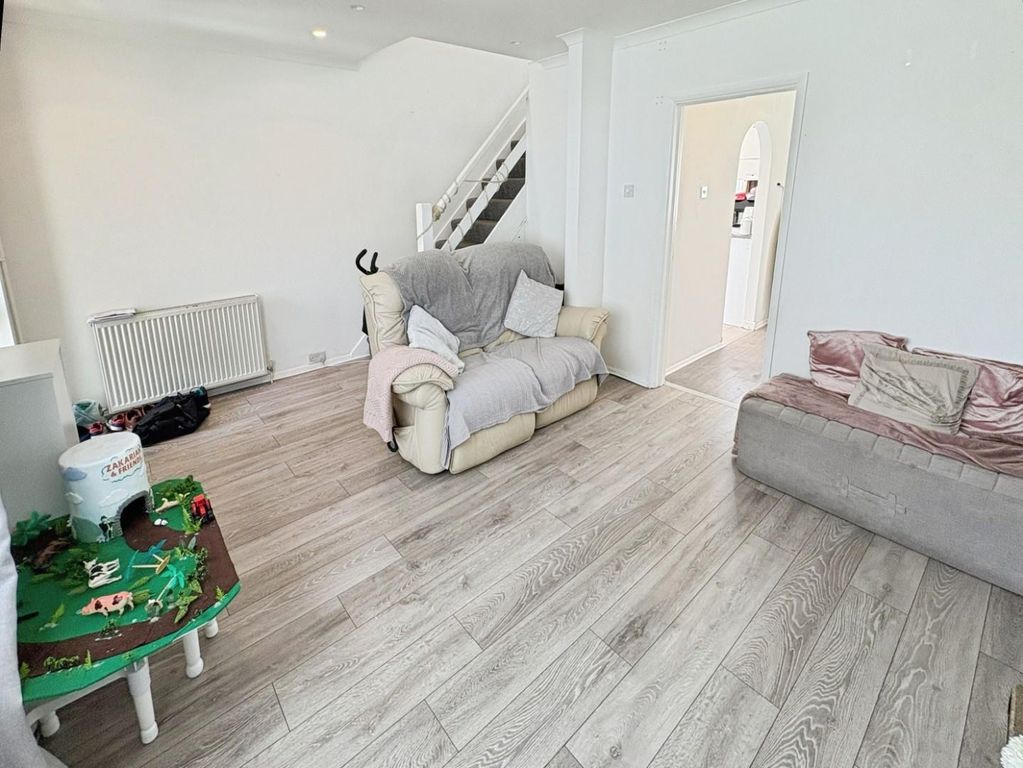 Property photo 2 of 12 3Bf49759-Img_1677.Jpeg