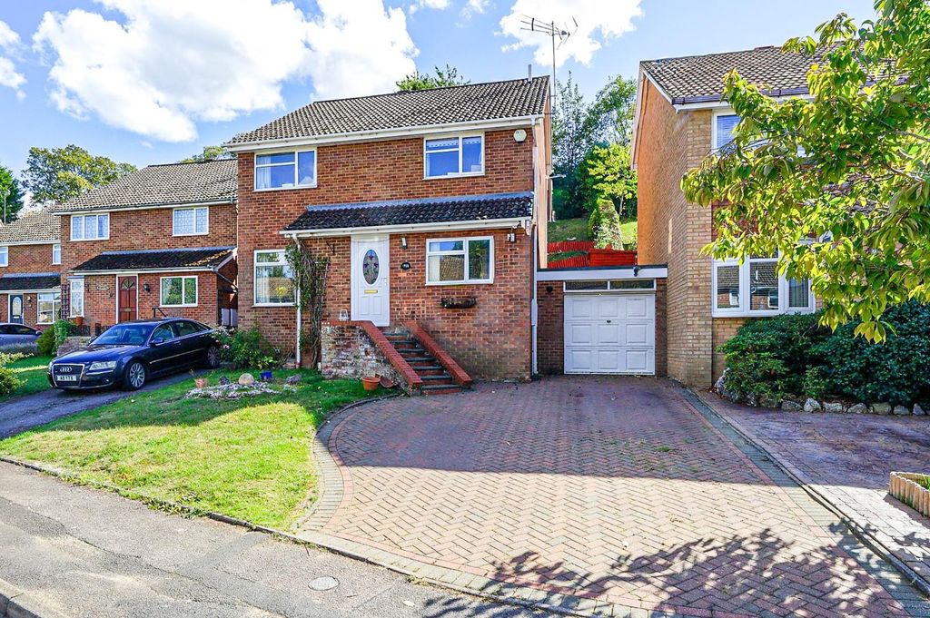 Property photo 1 of 29