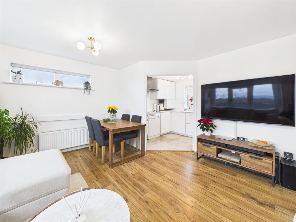 Property photo 3 of 12 Picture No. 03